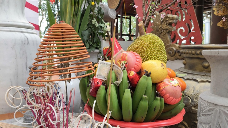 Nén hương ngày Tết- Ảnh 1.