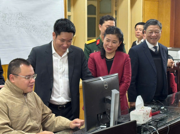 Ban thường vụ Đảng ủy phường gặp mặt chúc tết, động viên các lực lượng thực hiện công tác GPMB đường 2.5- Ảnh 2.