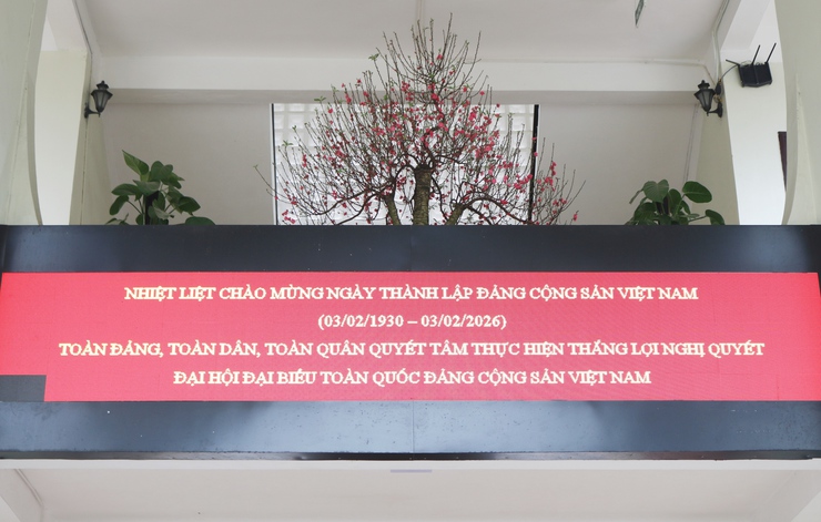 Quốc Oai rực rỡ cờ hoa chào mừng 96 năm Ngày thành lập Đảng Cộng sản Việt Nam, đón Xuân Bính Ngọ và hướng tới ngày hội bầu cử đại biểu Quốc hội và HĐND các cấp- Ảnh 2.