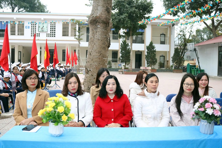 Trường THCS Lam Điền tổ chức Chương trình “Mừng Đảng quang vinh – Mừng xuân thắng lợi”- Ảnh 2.