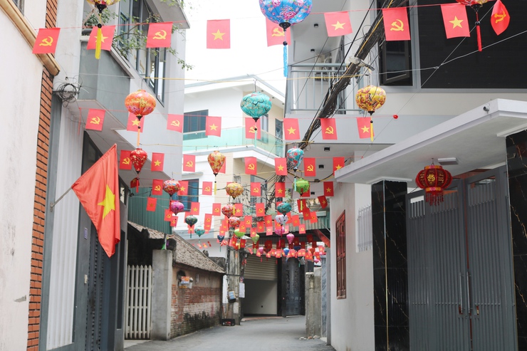 Quốc Oai rực rỡ cờ hoa chào mừng 96 năm Ngày thành lập Đảng Cộng sản Việt Nam, đón Xuân Bính Ngọ và hướng tới ngày hội bầu cử đại biểu Quốc hội và HĐND các cấp- Ảnh 21.