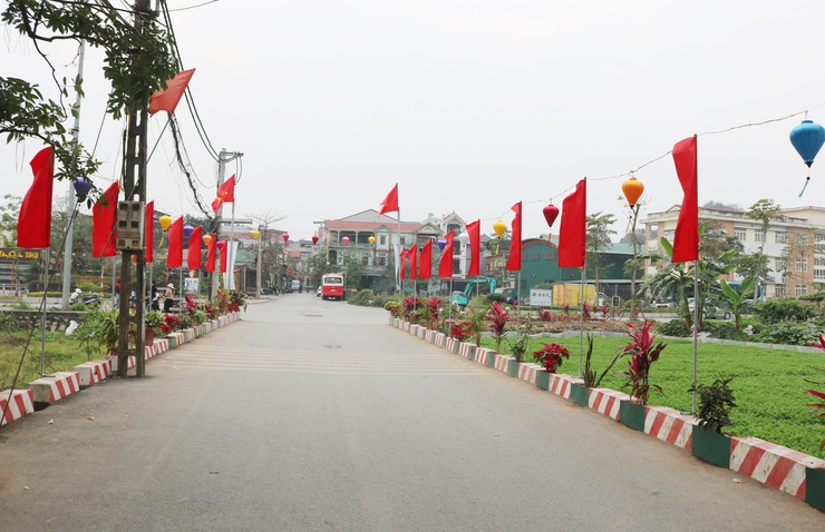 Quốc Oai rực rỡ cờ hoa chào mừng 96 năm Ngày thành lập Đảng Cộng sản Việt Nam, đón Xuân Bính Ngọ và hướng tới ngày hội bầu cử đại biểu Quốc hội và HĐND các cấp- Ảnh 24.