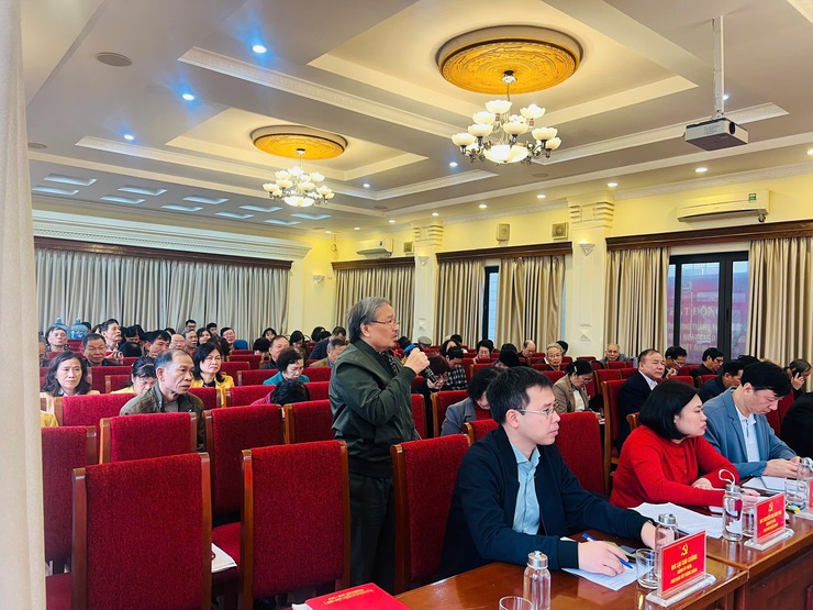 PHƯỜNG VĂN MIẾU - QUỐC TỬ GIÁM TỔ CHỨC HỘI NGHỊ GIAO BAN BÍ THƯ CHI BỘ TRỰC THUỘC THÁNG 01/2026- Ảnh 2.