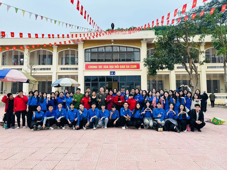 CHUỖI HOẠT ĐỘNG “TRAO XUÂN YÊU THƯƠNG 2026” – LAN TỎA HƠI ẤM TẾT- Ảnh 20.