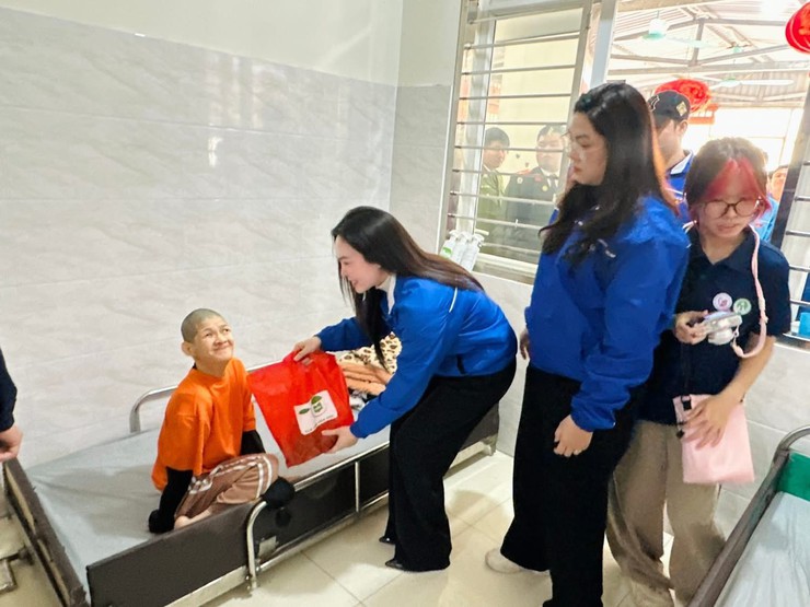 CHUỖI HOẠT ĐỘNG “TRAO XUÂN YÊU THƯƠNG 2026” – LAN TỎA HƠI ẤM TẾT- Ảnh 13.