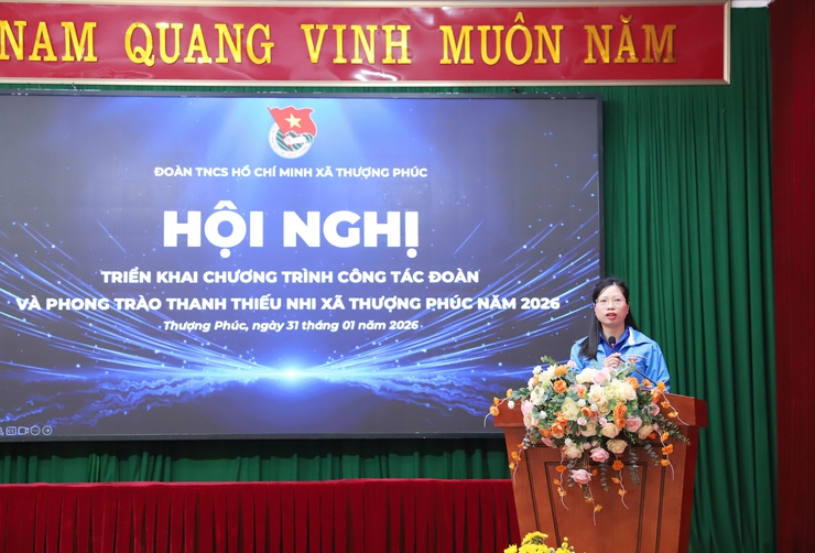 Đoàn thanh niên xã thượng phúc mang Xuân yêu thương đến học sinh có hoàn cảnh khó khăn trong xã- Ảnh 7.