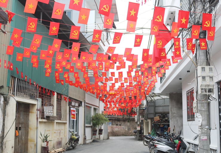 Quốc Oai rực rỡ cờ hoa chào mừng 96 năm Ngày thành lập Đảng Cộng sản Việt Nam, đón Xuân Bính Ngọ và hướng tới ngày hội bầu cử đại biểu Quốc hội và HĐND các cấp- Ảnh 11.
