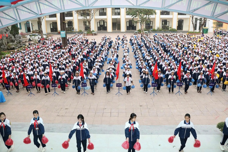 Trường THCS Lam Điền tổ chức Chương trình “Mừng Đảng quang vinh – Mừng xuân thắng lợi”- Ảnh 9.