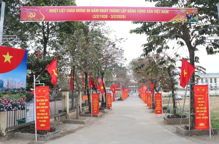 Tự hào 96 mùa xuân có Đảng- Ảnh 1.