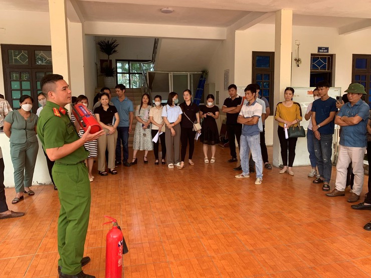 Phòng ngừa nguy cơ cháy, nổ trong dịp Tết Nguyên đán Bính Ngọ và Lễ hội đầu năm 2026- Ảnh 1.