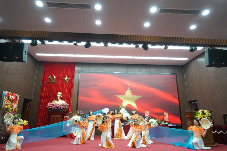 Phường Chương Mỹ tổ chức chương trình “Tết sum vầy – Xuân ơn Đảng”- Ảnh 4.