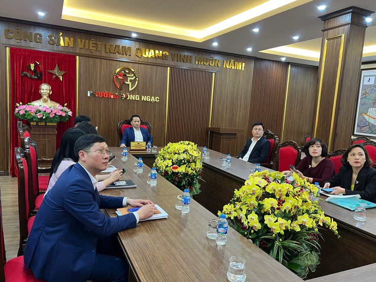 Chiều ngày 30/01/2026, tại trụ sở Đảng ủy – Ủy ban MTTQ phường Đông Ngạc. Đảng ủy phường Đông Ngạc đã tổ chức tiếp sóng Hội nghị giao ban Thành phố Hà Nội với cơ sở tháng 01 năm 2026- Ảnh 3.