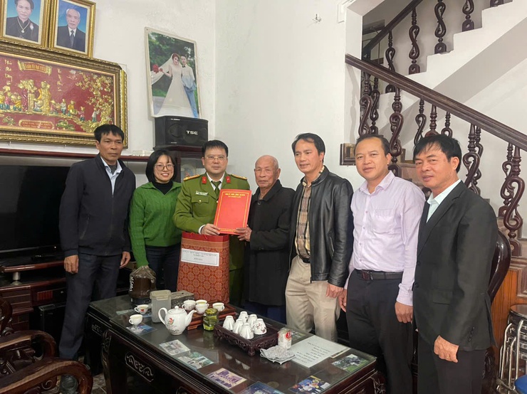 Xã Thiên Lộc tổ chức 11 đoàn đi thăm, tặng quà nhân dịp Tết Nguyên đán Bính Ngọ 2026- Ảnh 21.