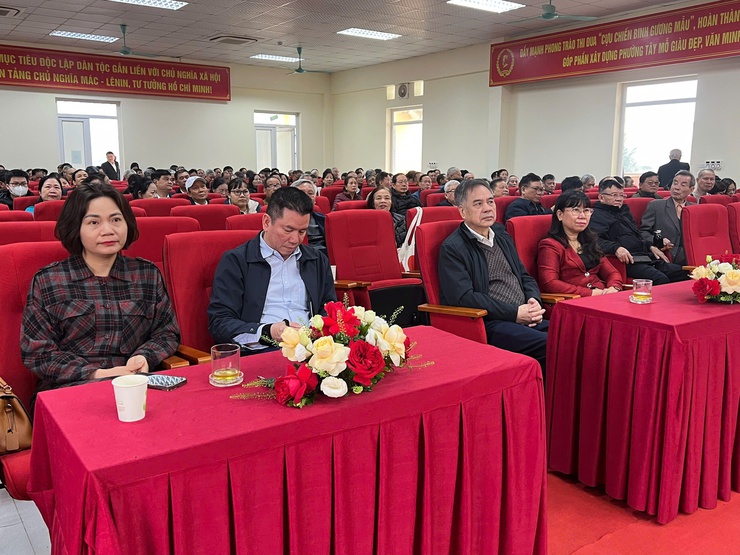 Phường Tây Mỗ tổ chức Hội nghị thông báo nhanh kết quả Đại hội Đại biểu toàn quốc lần thứ XIV của Đảng- Ảnh 1.