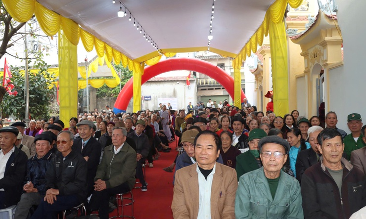 Lễ cắt băng khánh thành Di tích lịch sử văn hóa cấp Quốc gia Đình Phong Triều- Ảnh 6.