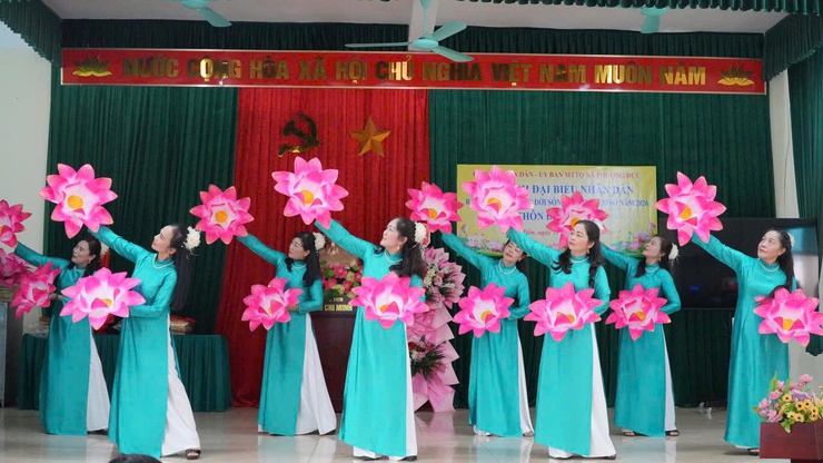 Hội nghị Đại biểu Nhân dân bàn việc xây dựng đời sống văn hóa ở cơ sở năm 2026 tại thôn Đồng Tiến- Ảnh 2.