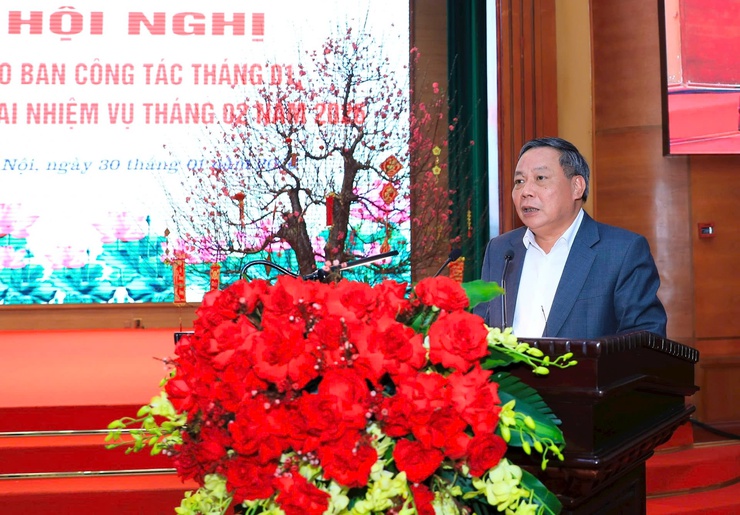 Hội nghị giao ban Thành ủy - HĐND – UBND - Ủy ban MTTQ Việt Nam thành phố Hà Nội với cơ sở tháng 01/2026- Ảnh 3.