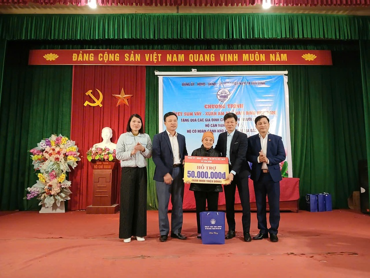 Vân Đình: Tổ chức 6 đoàn thăm, tặng quà nhân dịp Tết Nguyên đán Bính Ngọ năm 2026- Ảnh 8.