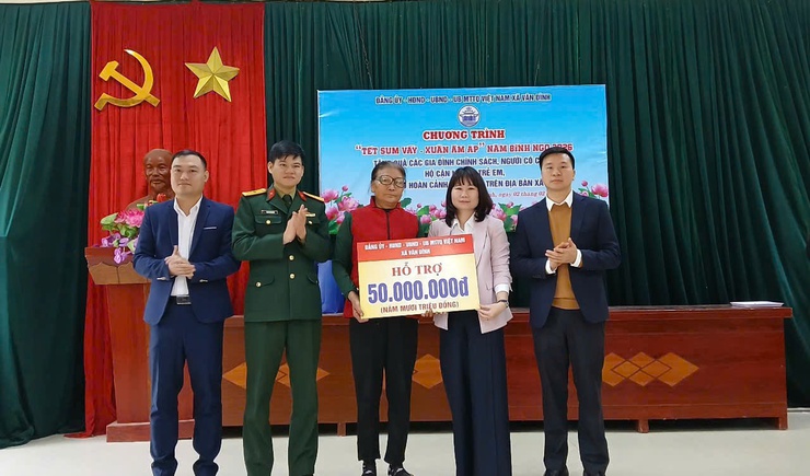 Vân Đình: Tổ chức 6 đoàn thăm, tặng quà nhân dịp Tết Nguyên đán Bính Ngọ năm 2026- Ảnh 10.