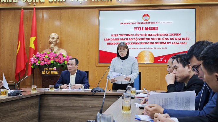 Hội nghị hiệp thương lần thứ hai để thỏa thuận lập danh sách sơ bộ những người ứng cử Đại biểu HĐND phường Xuân Phương nhiệm kỳ 2026-2031- Ảnh 1.