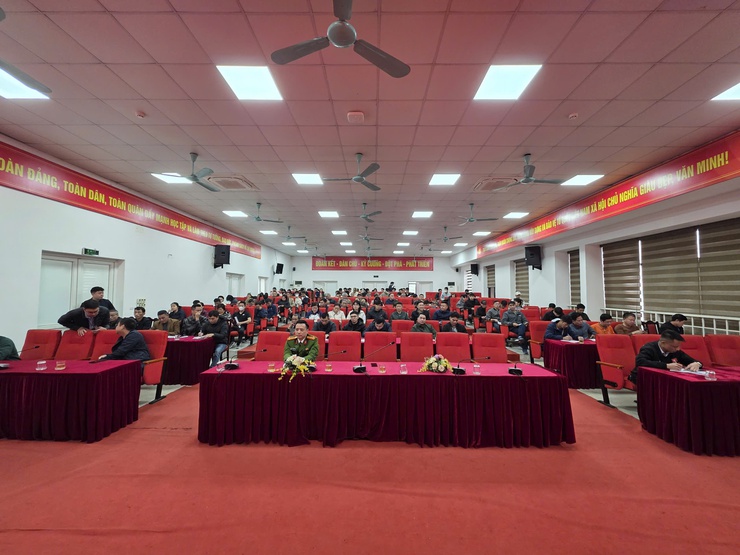 Phường Xuân Phương triển khai huấn luyện PCCC&CNCH cho chủ cơ sở và lực lượng tại chỗ- Ảnh 1.