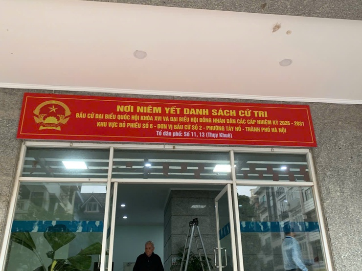 Phường Tây Hồ hoàn thành niêm yết danh sách cử tri phục vụ bầu cử Quốc hội khóa XVI và HĐND các cấp nhiệm kỳ 2026 - 2031- Ảnh 3.