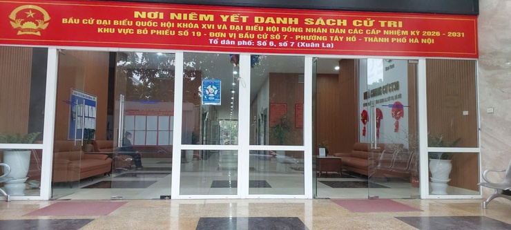 Phường Tây Hồ hoàn thành niêm yết danh sách cử tri phục vụ bầu cử Quốc hội khóa XVI và HĐND các cấp nhiệm kỳ 2026 - 2031- Ảnh 4.