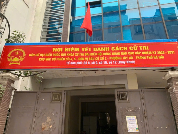 Phường Tây Hồ hoàn thành niêm yết danh sách cử tri phục vụ bầu cử Quốc hội khóa XVI và HĐND các cấp nhiệm kỳ 2026 - 2031- Ảnh 9.