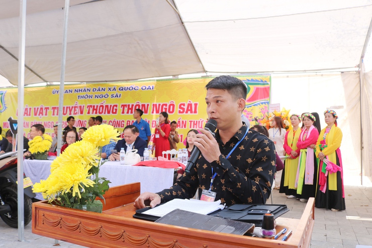 Đồng chí Phùng Văn Tài- Phó bí thư Thường trực Đảng uỷ và đồng chí Nguyễn Trung Thành- Phó Bí thư Đảng uỷ, Chủ tịch UBND xã dự Khai mạc Giải vật truyền thống Hội vật Ngô Sài Xuân Bính Ngọ 2026- Ảnh 5.