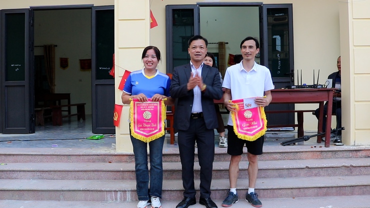 SÔI NỔI GIẢI BÓNG CHUYỀN HƠI CHÀO XUÂN BÍNH NGỌ VÀ LỄ HỘI TRUYỀN THỐNG NĂM 2026- Ảnh 4.