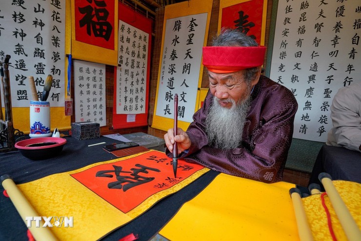 Xin chữ đầu năm – nét đẹp văn hóa người Việt- Ảnh 1.