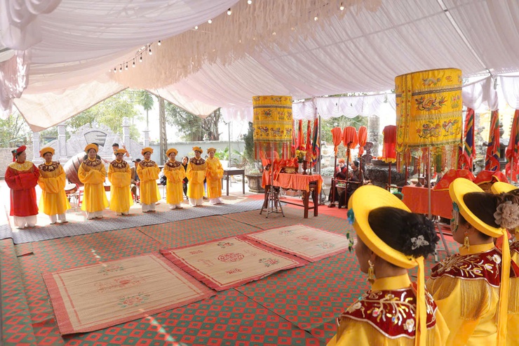 TRẠCH XÁ LONG TRỌNG TỔ CHỨC LỄ KHAI KIM, KHAI KÉO NGHỀ MAY ÁO DÀI TRUYỀN THỐNG XUÂN 2026- Ảnh 1.