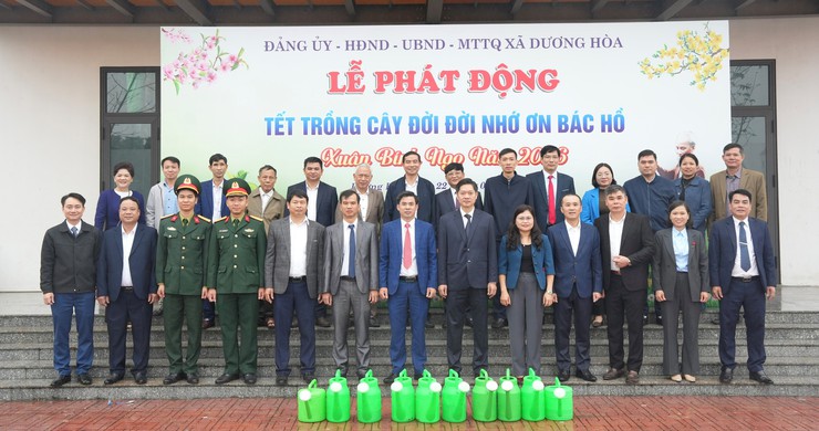 Dương Hoà phát động “Tết trồng cây đời đời nhớ ơn Bác Hồ” Xuân Bính Ngọ 2026- Ảnh 1.