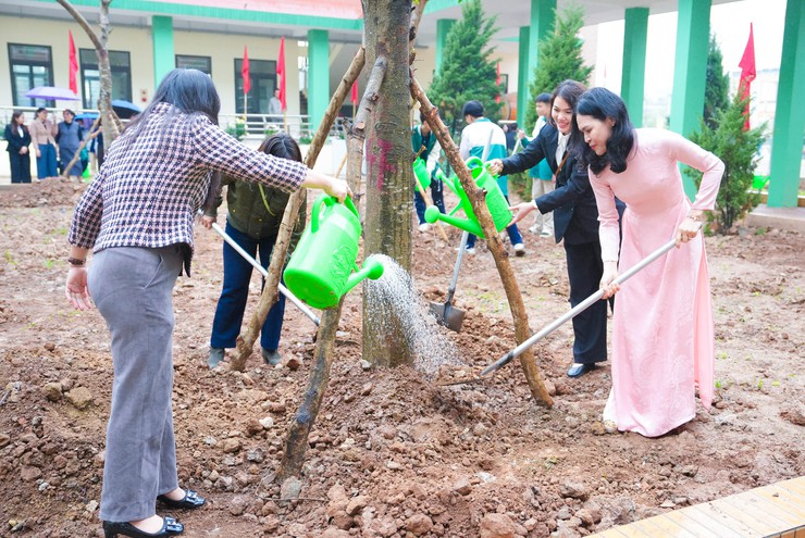 Xã Quốc Oai phát động "Tết trồng cây đời đời nhớ ơn Bác Hồ" Xuân Bính Ngọ 2026- Ảnh 11.