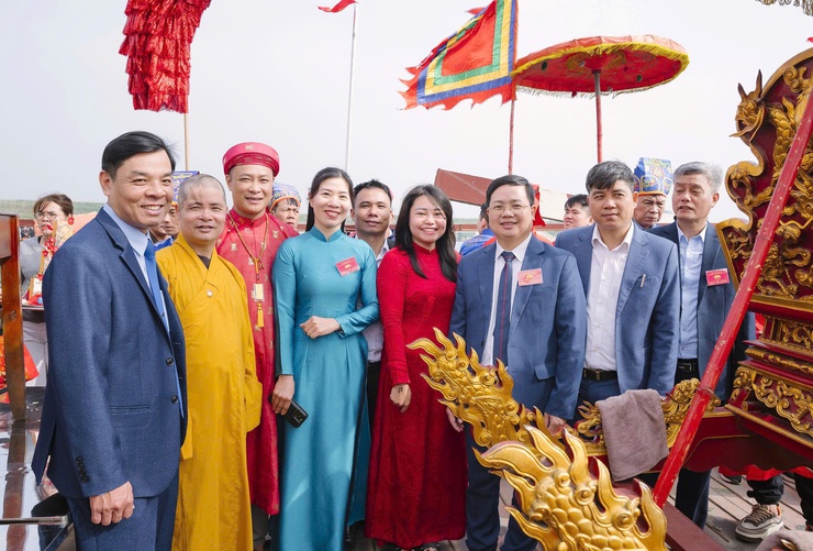 Lễ hội truyền thống làng Vạn Phúc – Nơi gìn giữ mạch nguồn văn hoá sông Hồng- Ảnh 14.