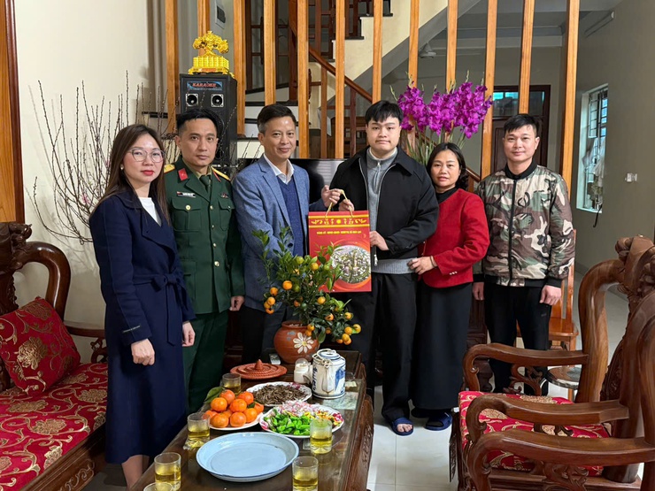 Xuân về- Hòa Lạc rộn ràng khí thế tòng quân – Tuổi trẻ sẵn sàng lên đường bảo vệ Tổ quốc- Ảnh 1.