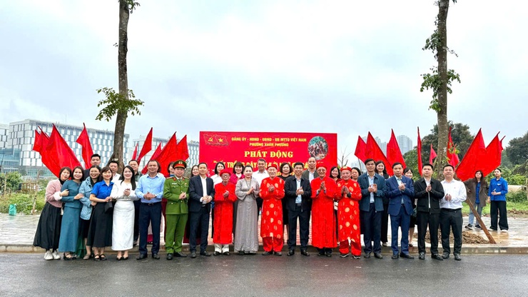 Phường Xuân Phương phát động “Tết trồng cây đời đời nhớ ơn Bác Hồ” Xuân Bính Ngọ 2026- Ảnh 9.