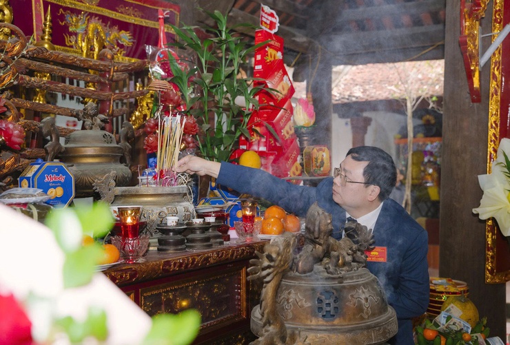 Lễ hội truyền thống làng Vạn Phúc – Nơi gìn giữ mạch nguồn văn hoá sông Hồng- Ảnh 4.