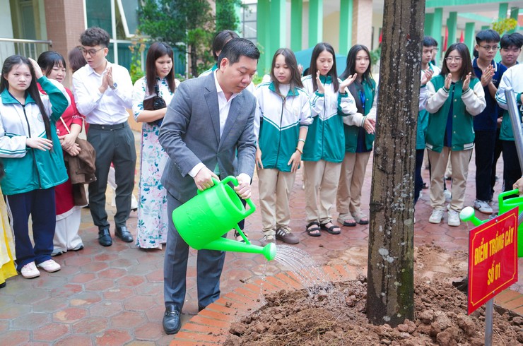 Xã Quốc Oai phát động "Tết trồng cây đời đời nhớ ơn Bác Hồ" Xuân Bính Ngọ 2026- Ảnh 5.