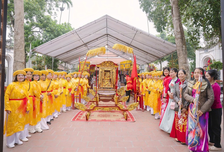 Lễ hội truyền thống làng Vạn Phúc – Nơi gìn giữ mạch nguồn văn hoá sông Hồng- Ảnh 6.