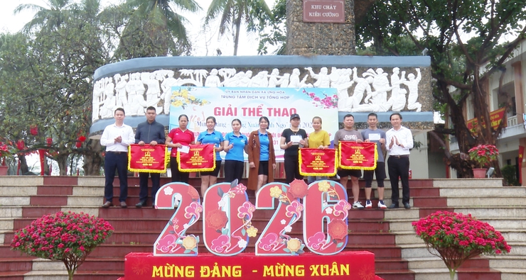 Sôi nổi Giải bóng chuyền mừng Đảng, mừng Xuân, chào mừng bầu cử đại biểu Quốc hội và HĐND các cấp nhiệm kỳ 2026–2031.- Ảnh 3.