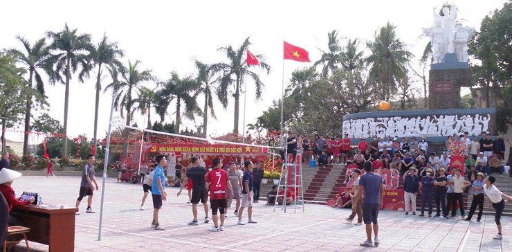 Sôi nổi Giải bóng chuyền mừng Đảng, mừng Xuân, chào mừng bầu cử đại biểu Quốc hội và HĐND các cấp nhiệm kỳ 2026–2031.- Ảnh 12.