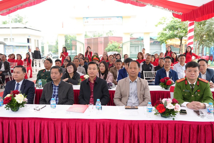 Xã Thanh Oai phát động Tết trồng cây "Đời đời nhớ ơn Bác Hồ" Xuân Bính Ngọ 2026- Ảnh 3.