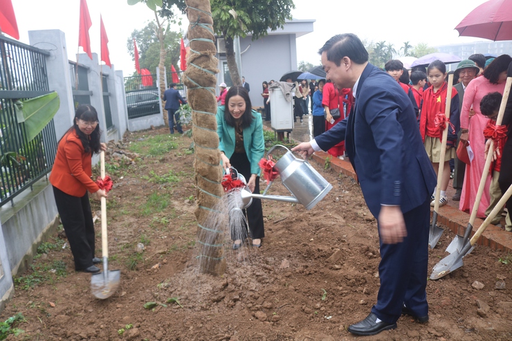 Phường Tây Mỗ tổ chức Lễ phát động "Tết trồng cây đời đời nhớ ơn Bác Hồ"

- Ảnh 7.