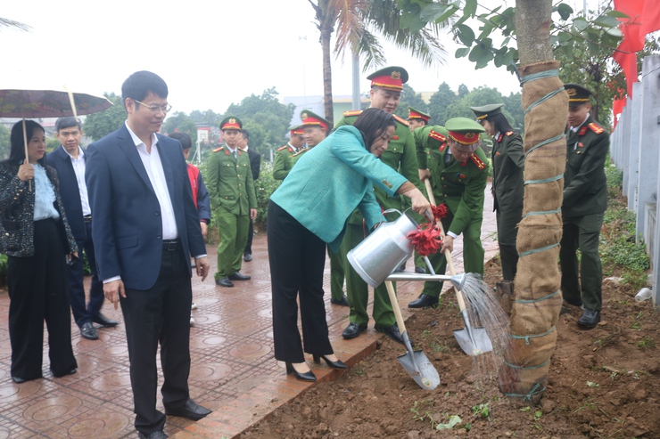 Phường Tây Mỗ tổ chức Lễ phát động "Tết trồng cây đời đời nhớ ơn Bác Hồ"

- Ảnh 9.