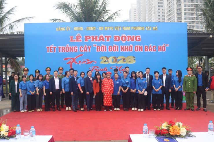 Phường Tây Mỗ tổ chức Lễ phát động "Tết trồng cây đời đời nhớ ơn Bác Hồ"

- Ảnh 11.