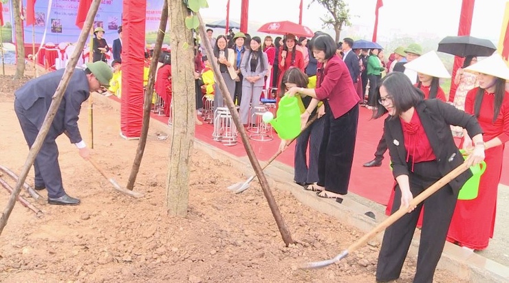 Phúc Lộc: Lan tỏa nét đẹp Tết trồng cây đời đời nhớ ơn Bác- Ảnh 4.