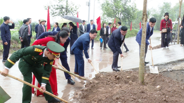 UBND XÃ TỔ CHỨC LỄ PHÁT ĐỘNG “TẾT TRỒNG CÂY ĐỜI ĐỜI NHỚ ƠN BÁC HỒ” XUÂN BÍNH NGỌ 2026- Ảnh 5.