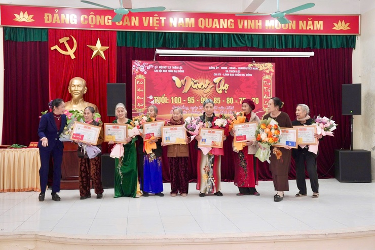 CÁC THÔN TRÊN ĐỊA BÀN XÃ THIÊN LỘC TỔ CHỨC MỪNG THỌ CÁC CỤ CAO NIÊN NHÂN DỊP XUÂN BÍNH NGỌ 2026 – NÉT ĐẸP TRUYỀN THỐNG "KÍNH LÃO TRỌNG THỌ"- Ảnh 8.