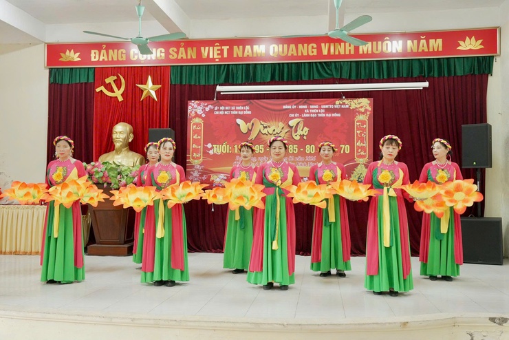 CÁC THÔN TRÊN ĐỊA BÀN XÃ THIÊN LỘC TỔ CHỨC MỪNG THỌ CÁC CỤ CAO NIÊN NHÂN DỊP XUÂN BÍNH NGỌ 2026 – NÉT ĐẸP TRUYỀN THỐNG "KÍNH LÃO TRỌNG THỌ"- Ảnh 14.